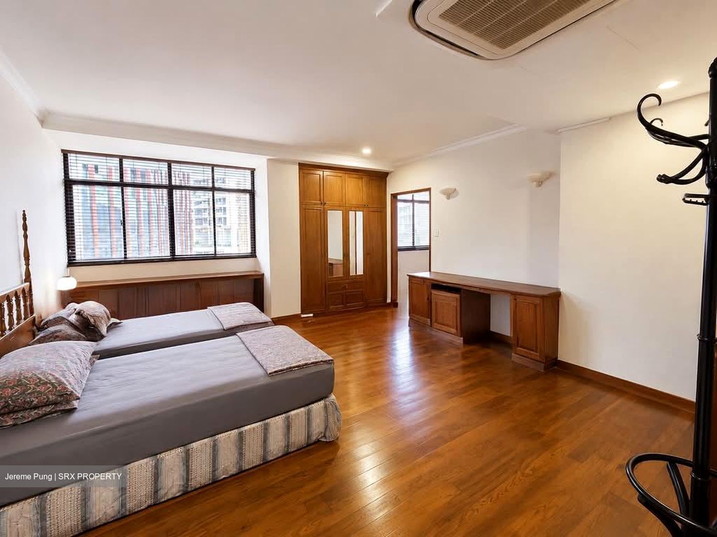 Elizabeth Heights (D9), Condominium #572935221